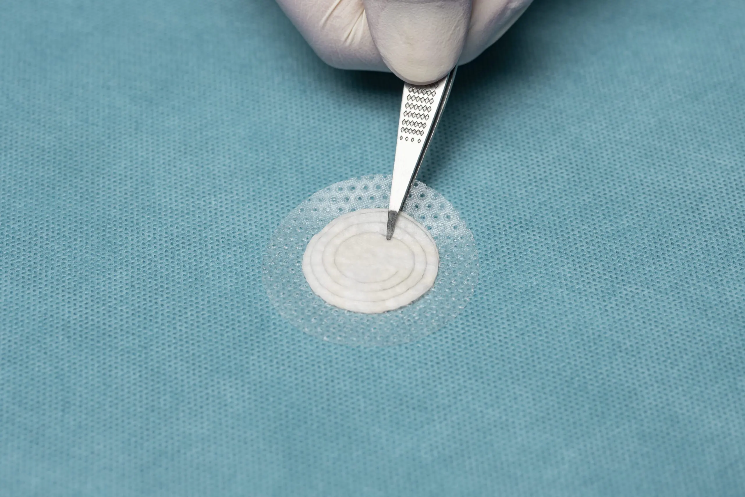 Kerecis Shield with integrated silicone contact layer